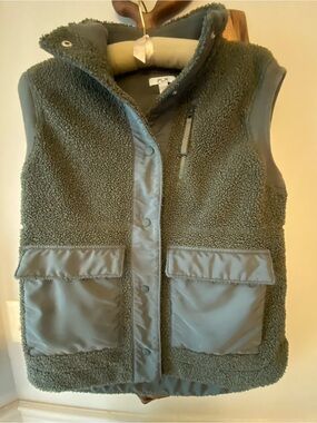 FLX woman’s Olive Green Sherpa Vest